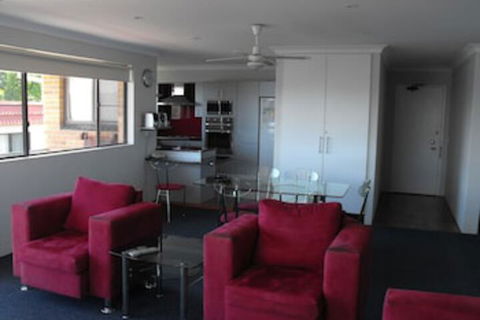 San Vid Unit 7 - Accommodation Newcastle 0