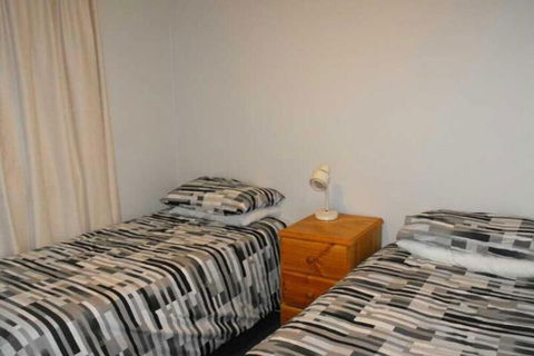 San Vid Unit 7 - Accommodation Newcastle 3