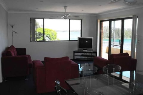 San Vid Unit 7 - Accommodation Newcastle 5