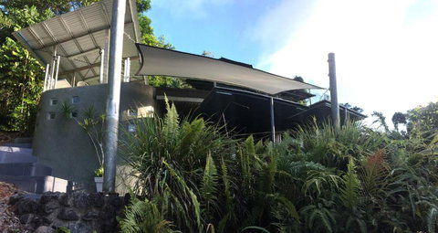 Earthship Daintree - Accommodation Newcastle 4