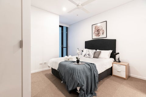 Airhome Southbank Riverside Tower - Accommodation Newcastle 4