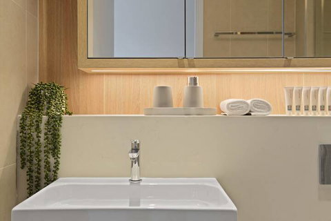 New Contemporary Apartment Near Macquarie Centre - Accommodation Newcastle 7