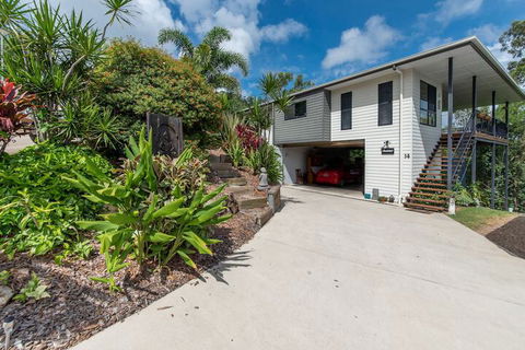 Austinmer - Cannonvale - Accommodation Newcastle 3