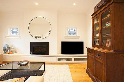 The Tarmons - Accommodation Newcastle 4