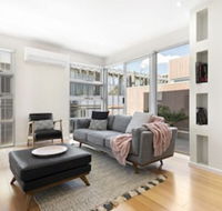 Hotham 2BDR North Melbourne Apartment - Accommodation Newcastle