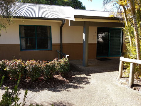 Camp Elim - Accommodation Newcastle 2