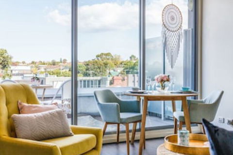 Exquisite 1 Bedroom In Stylish Malvern - Accommodation Newcastle 0