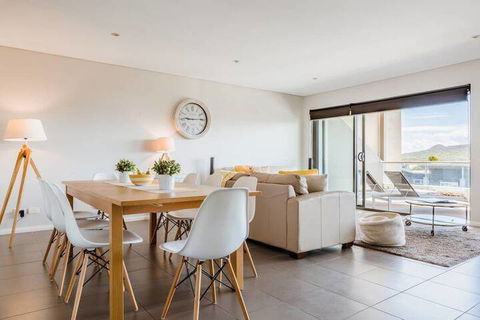 SOLARIS At Fingal Bay - Accommodation Newcastle 1