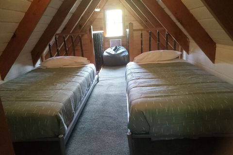 Guide Falls Cottage - Accommodation Newcastle 3