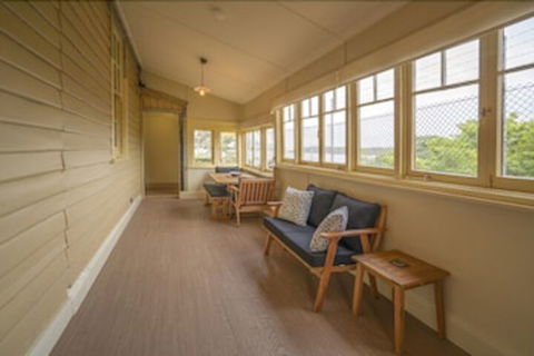 Steele Point Cottage - Accommodation Newcastle 5