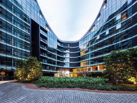 SKYE Suites Green Square - Accommodation Newcastle 5