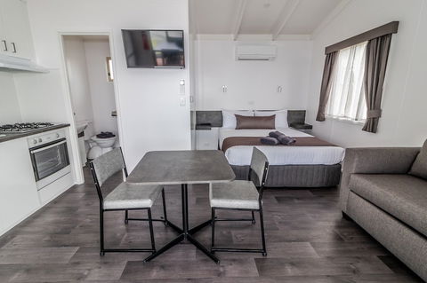 Lake Boga Caravan Park - Accommodation Newcastle 4