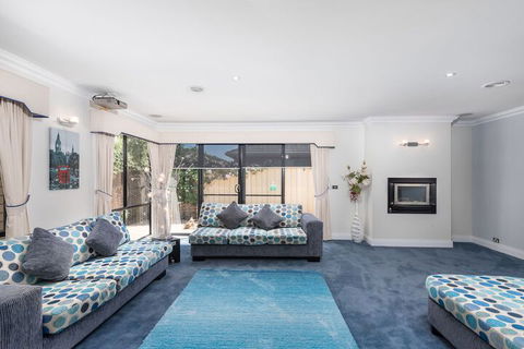 Essendon North B&B - Accommodation Newcastle 5