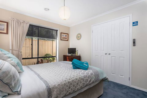 Essendon North B&B - Accommodation Newcastle 3