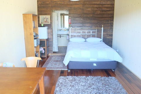 Yea Cabin Bunkhouse - Accommodation Newcastle 7