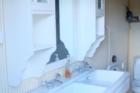Yea Cabin Bunkhouse - Accommodation Newcastle 6