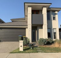 Beautiful big House in Melbourne - Accommodation Newcastle
