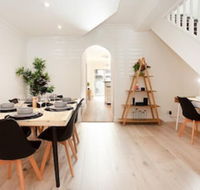 The Renwick - Accommodation Newcastle