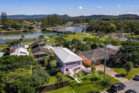 Sunset Beach - Accommodation Newcastle 0