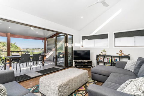 River Links - Accommodation Newcastle 5