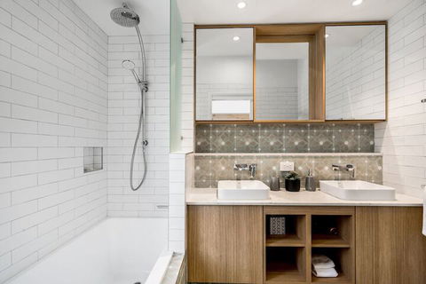 A PERFECT STAY - Luxe & Bloom - Accommodation Newcastle 7