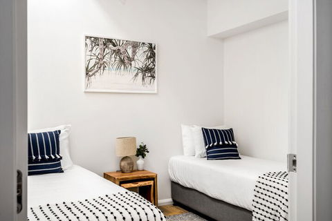 A PERFECT STAY - Luxe & Bloom - Accommodation Newcastle 6