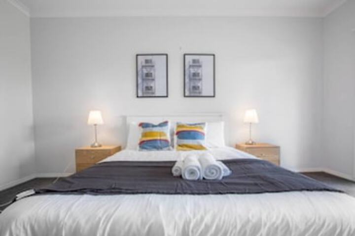 Officer South VIC Accommodation Newcastle