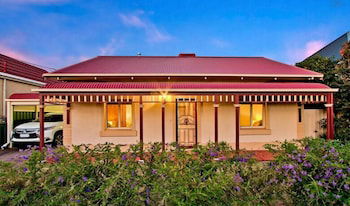 West Croydon SA Accommodation Newcastle