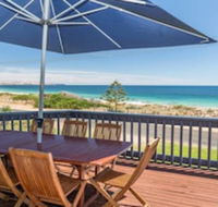 Sandy Feet 31 Gold Coast Drive - Accommodation Newcastle