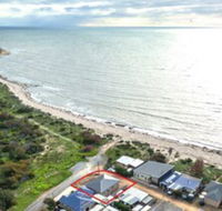 Lady Bay Getaway 12 Lady Bay - Accommodation Newcastle