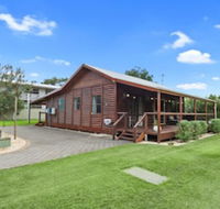 The Log Cabin 47 Jetty Road - Accommodation Newcastle