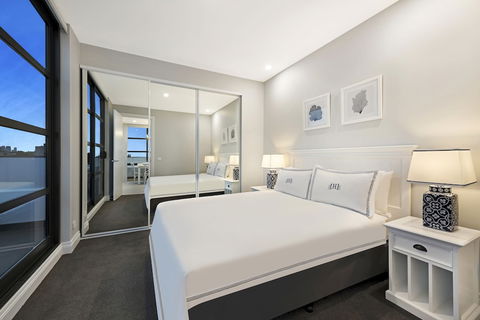 The Hamptons Apartments - St Kilda - Accommodation Newcastle 4