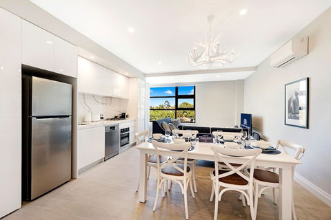 The Hamptons Apartments - St Kilda - Accommodation Newcastle 5