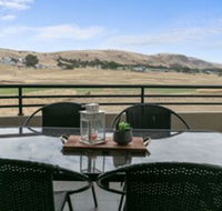 Front 9 Then Dine 3 / 61 St. Andrews Boulevard - Accommodation Newcastle