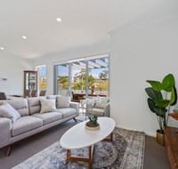 HomeHotel Luxurious 3 bedrooms - Accommodation Newcastle