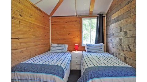 MY Fair Lady External Bathroom PET Friendly - Accommodation Newcastle 6