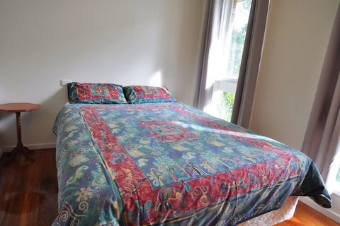 Salty Sands Meters From THE Beach Free Wifi - Accommodation Newcastle 3