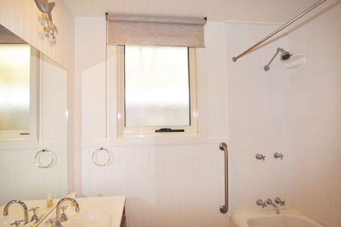 45 Halford PET Friendly - Accommodation Newcastle 1