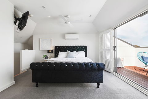 The Jetty Beach Apartment By Ready Set Host - Accommodation Newcastle 5
