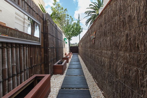 The Jetty Beach Apartment By Ready Set Host - Accommodation Newcastle 0
