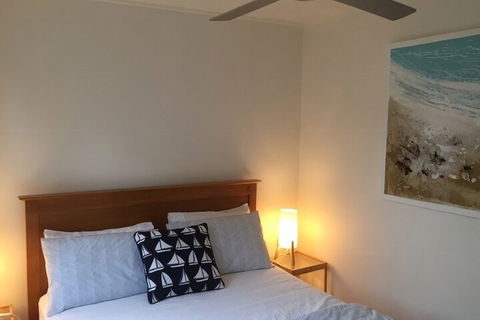 Sandy Feet Retreat 13 Scenic View Drive - Accommodation Newcastle 4