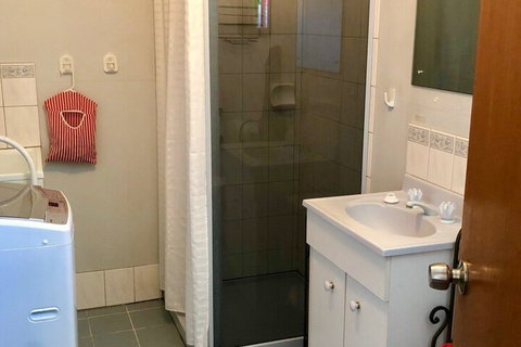 Pets Galore 13 Horizon Parade - Accommodation Newcastle 6