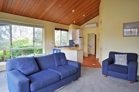 THE Sails 4 Linen Included Central Location - Accommodation Newcastle 6