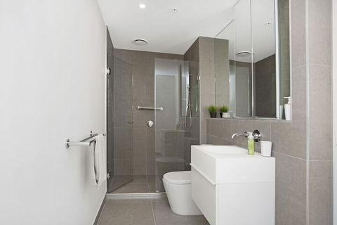 Heart Of St Kilda By Ready Set Host - Accommodation Newcastle 7