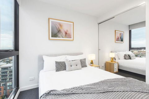 Ocean Views St Kilda Apartment By Ready Set Host - Accommodation Newcastle 6