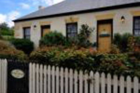 Sargeants & Armoury Cottages 1823 - Accommodation Newcastle 0