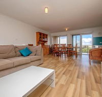 Ocean Avenue 55 - Accommodation Newcastle