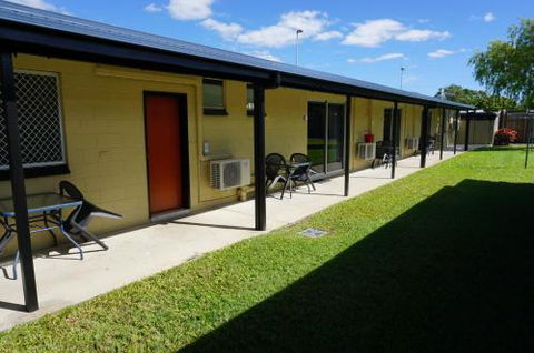 YAL Cairns A Motel That Makes A Difference - Accommodation Newcastle 6