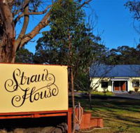Straw House Farm B  B - Accommodation Newcastle