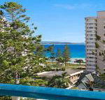 Border Terrace Unit 13 Large apartment walk to beaches  clubs - Accommodation Newcastle